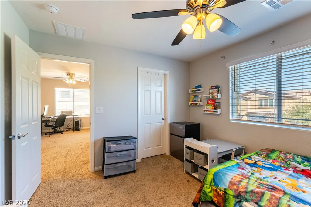 7255 Dazzle Point, North Las Vegas, NV 89084