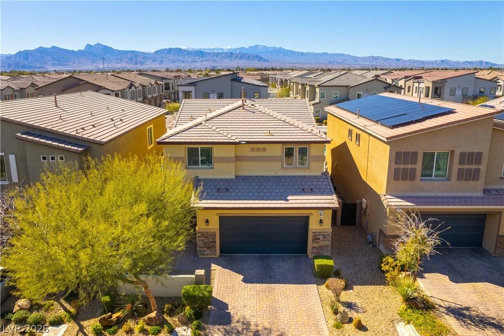 7255 Dazzle Point, North Las Vegas, NV 89084