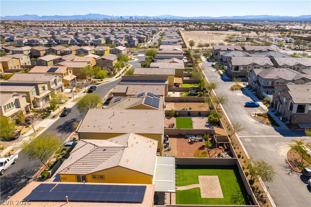 7255 Dazzle Point, North Las Vegas, NV 89084