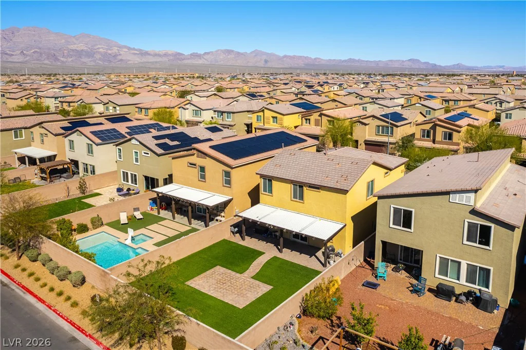 7255 Dazzle Point, North Las Vegas, NV 89084