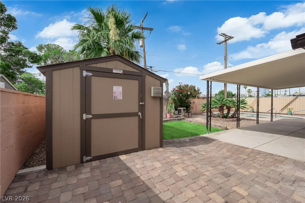 1522 Exley, Las Vegas, NV 89104