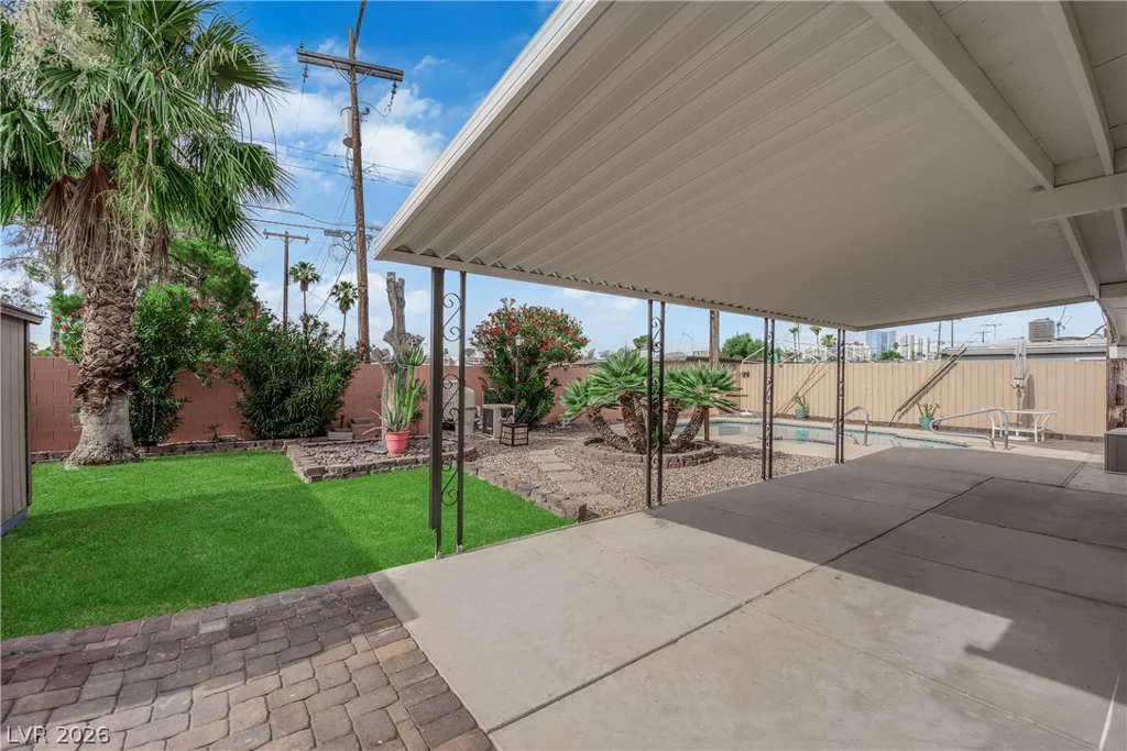 1522 Exley, Las Vegas, NV 89104