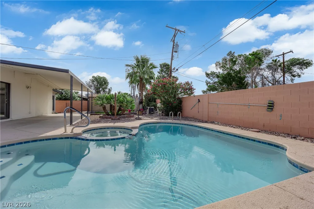 1522 Exley, Las Vegas, NV 89104
