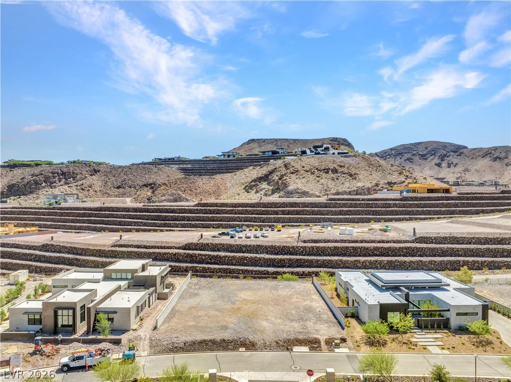 8 Sanctuary Peak, Henderson, NV 89012