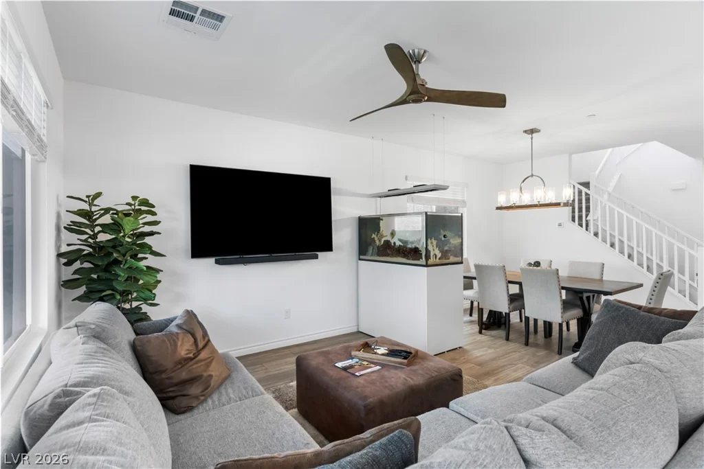 9226 Alden Pointe, Las Vegas, NV 89143