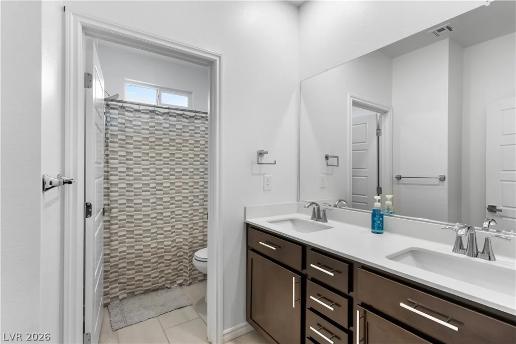 9226 Alden Pointe, Las Vegas, NV 89143