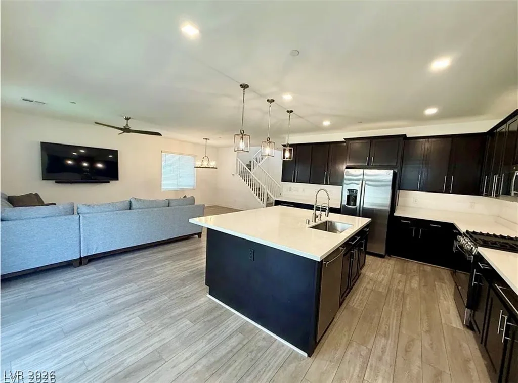9226 Alden Pointe, Las Vegas, NV 89143