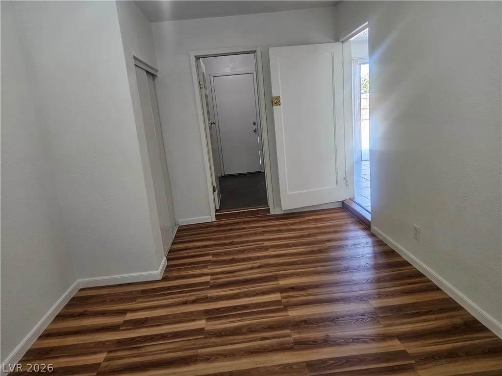 1300 Sandy Cove, Las Vegas, NV 89110