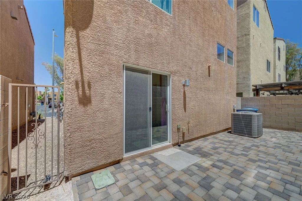 9329 Brigham, Las Vegas, NV 89178
