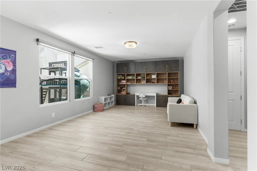 4504 Amazing View, Las Vegas, NV 89129