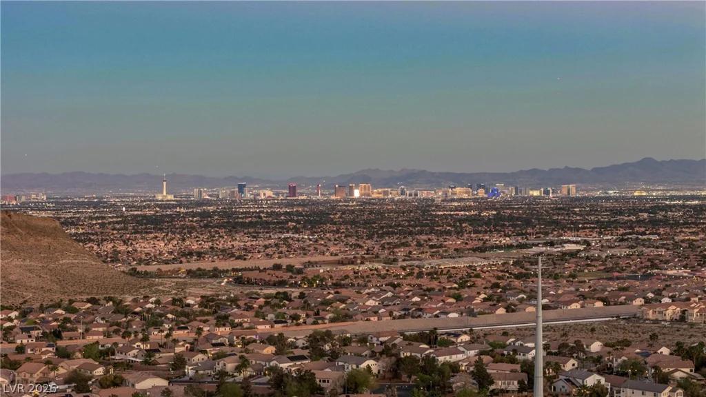 4504 Amazing View, Las Vegas, NV 89129