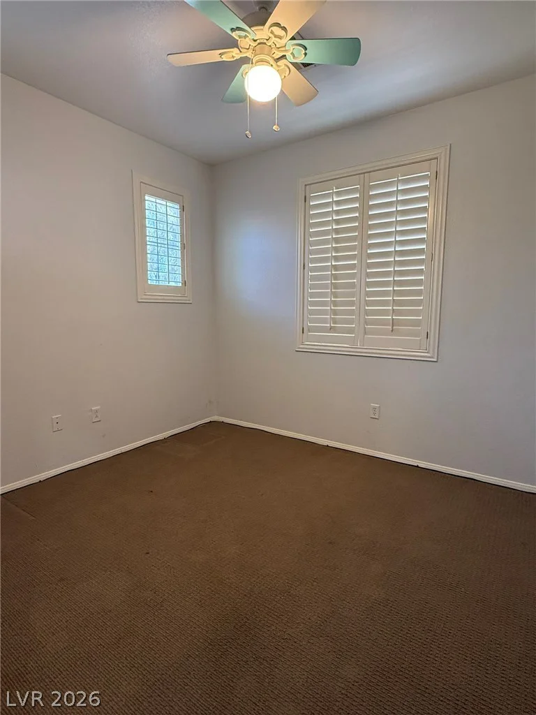 10221 Delray Beach, Las Vegas, NV 89129