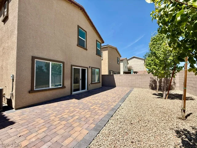7606 Red Plumeria, Las Vegas, NV 89113