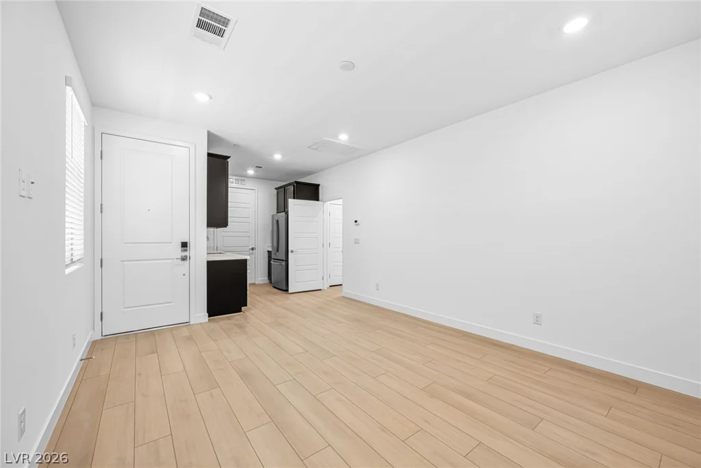 11841 Mimicking Song, Las Vegas, NV 89138