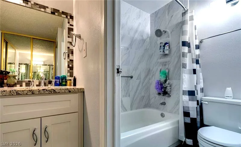 730 Royal Crest, Las Vegas, NV 89169