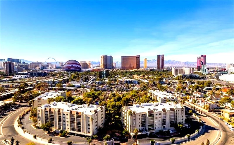 730 Royal Crest, Las Vegas, NV 89169