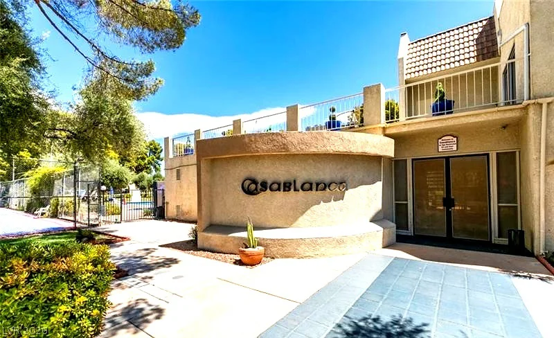 730 Royal Crest, Las Vegas, NV 89169