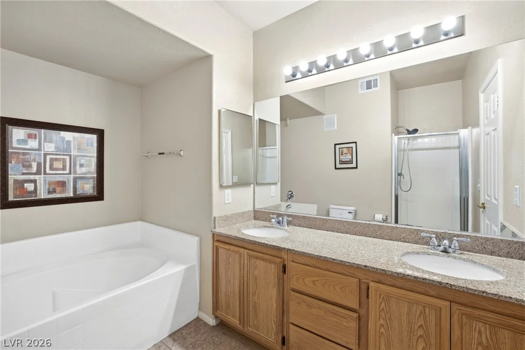 10001 Peace, Las Vegas, NV 89147