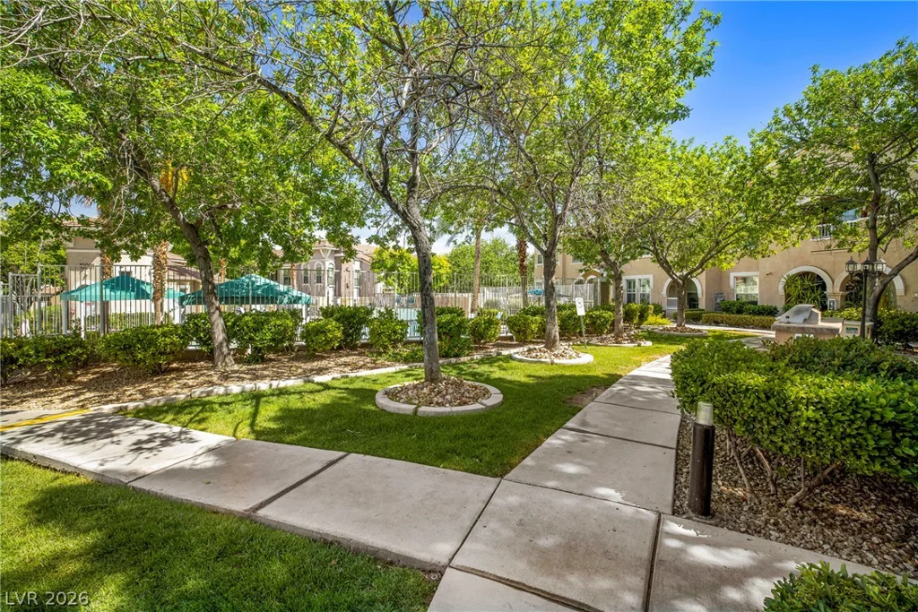10001 Peace, Las Vegas, NV 89147