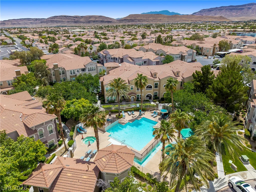 10001 Peace, Las Vegas, NV 89147