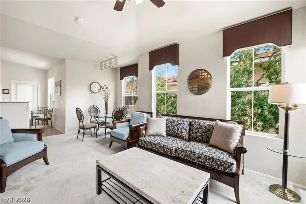 10001 Peace, Las Vegas, NV 89147