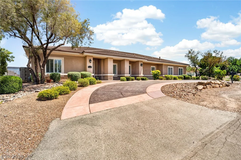 1640 Rocking Horse, Henderson, NV 89002