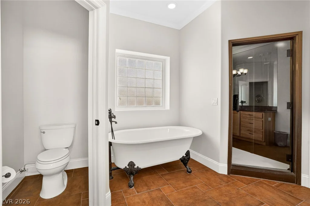 1640 Rocking Horse, Henderson, NV 89002