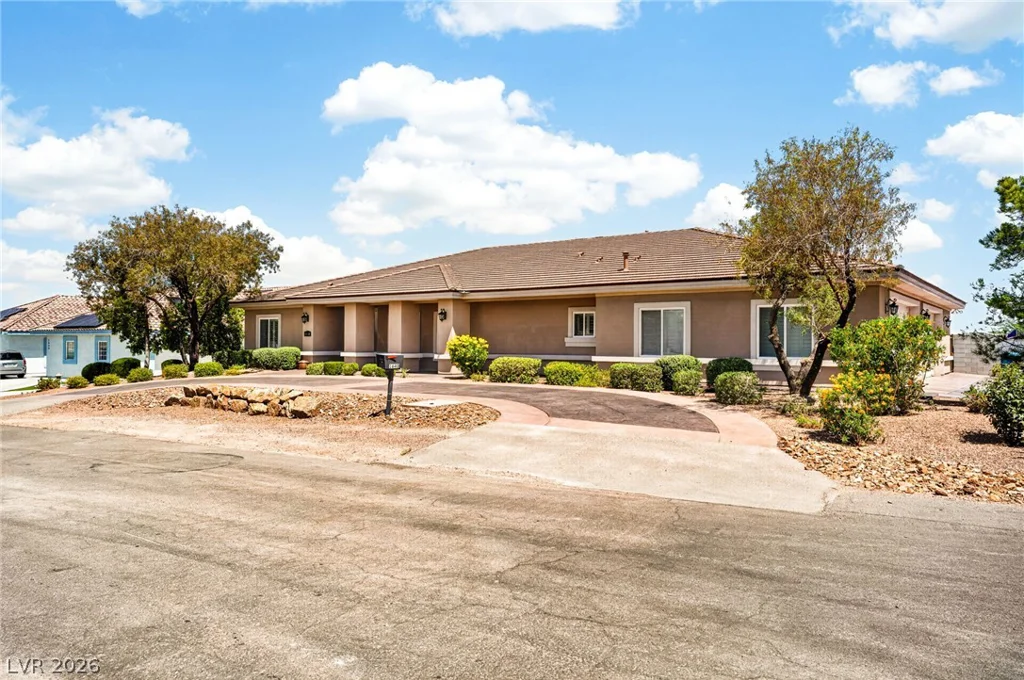 1640 Rocking Horse, Henderson, NV 89002