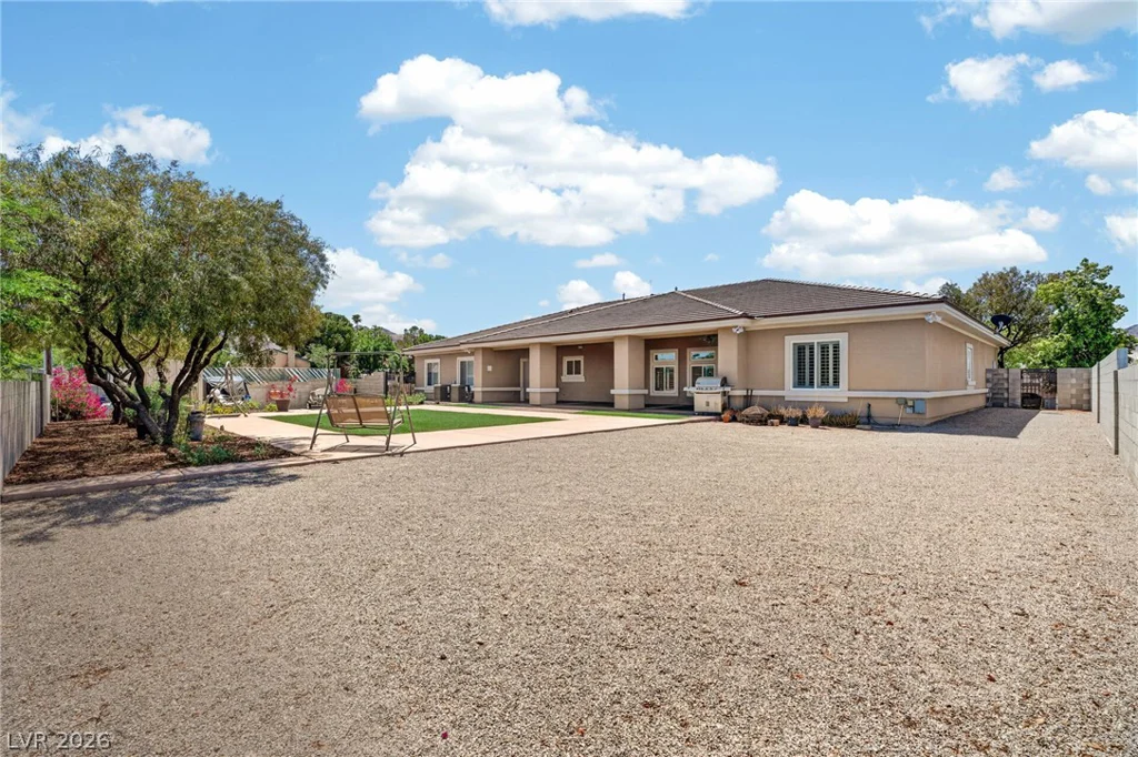 1640 Rocking Horse, Henderson, NV 89002