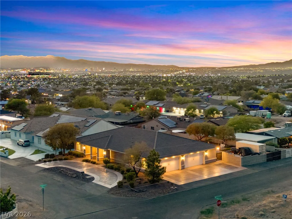 1640 Rocking Horse, Henderson, NV 89002