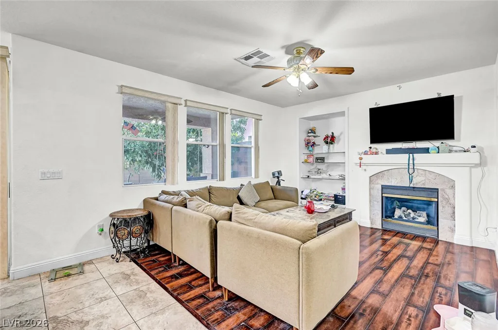 8957 Tempest Point, Las Vegas, NV 89147