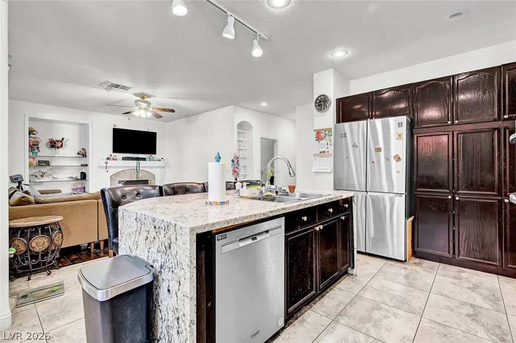 8957 Tempest Point, Las Vegas, NV 89147