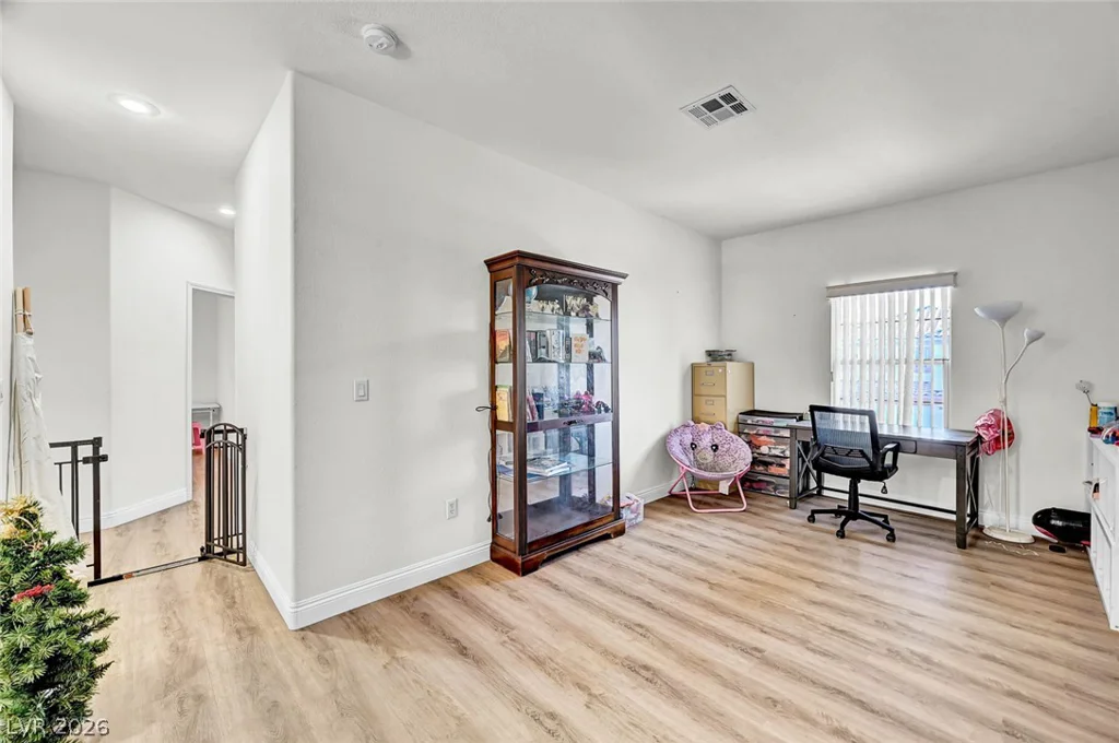 8957 Tempest Point, Las Vegas, NV 89147