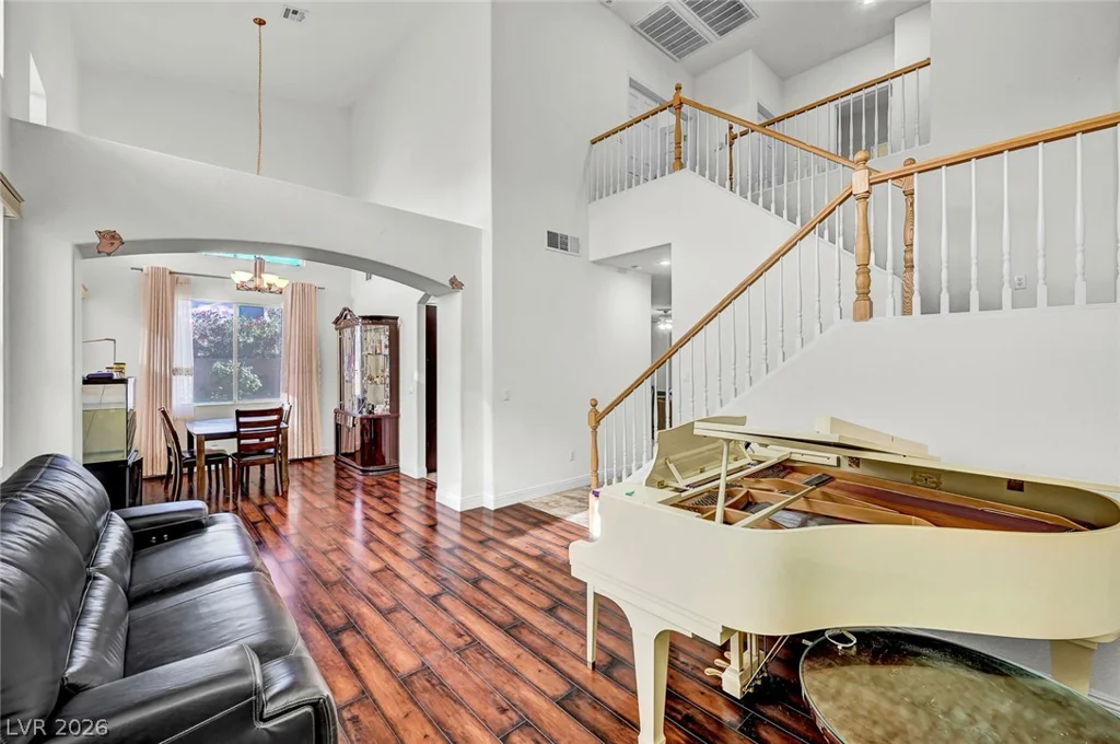 8957 Tempest Point, Las Vegas, NV 89147