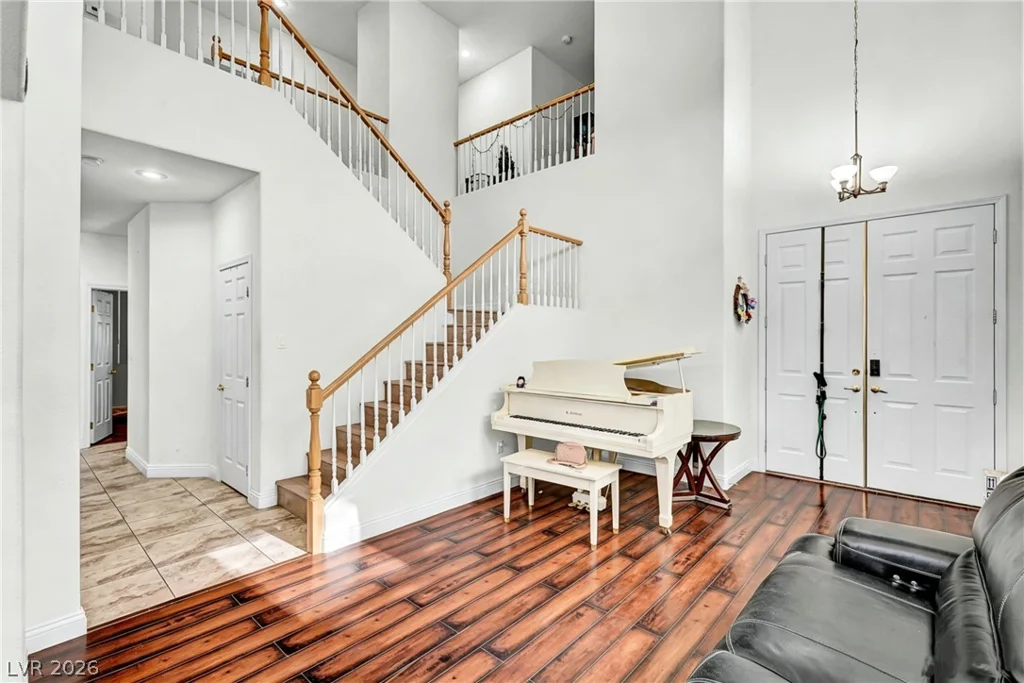 8957 Tempest Point, Las Vegas, NV 89147