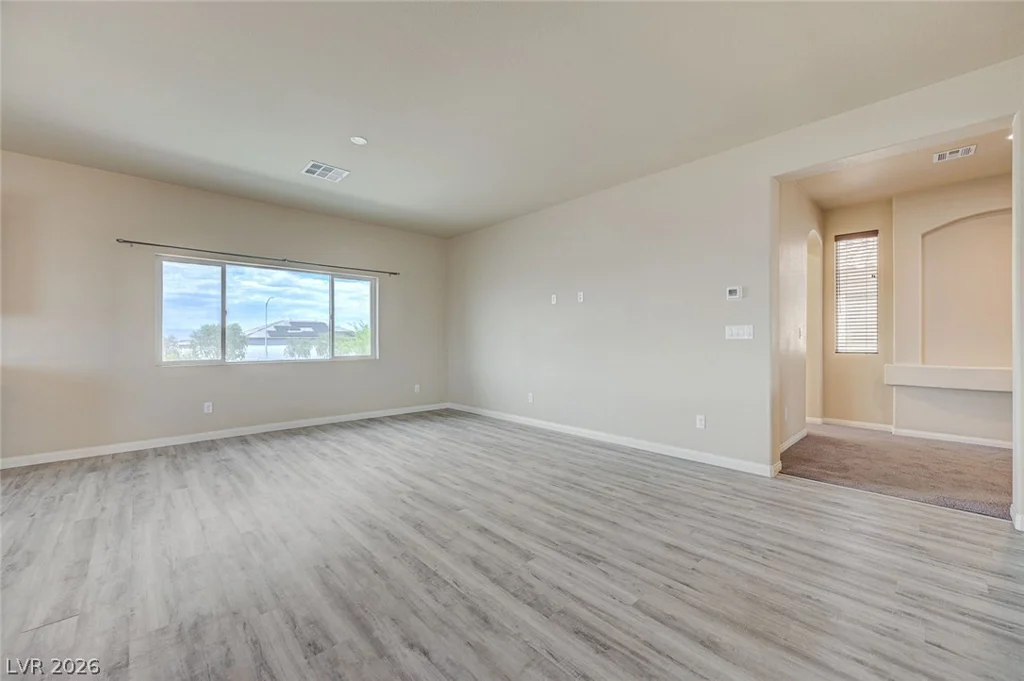 706 Eros, Las Vegas, NV 89183