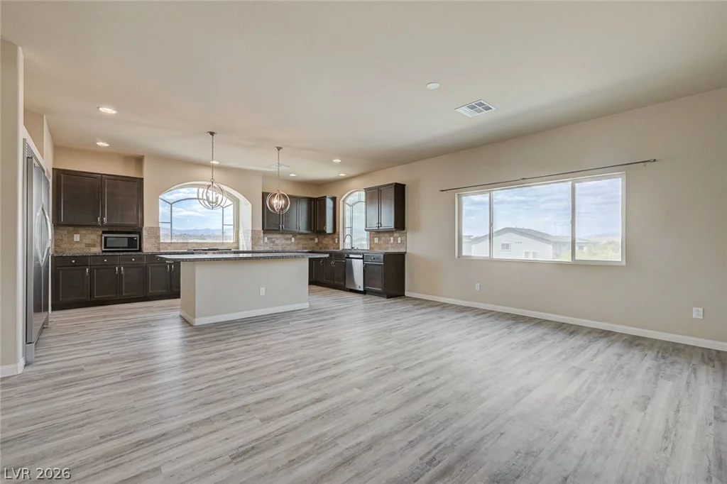 706 Eros, Las Vegas, NV 89183