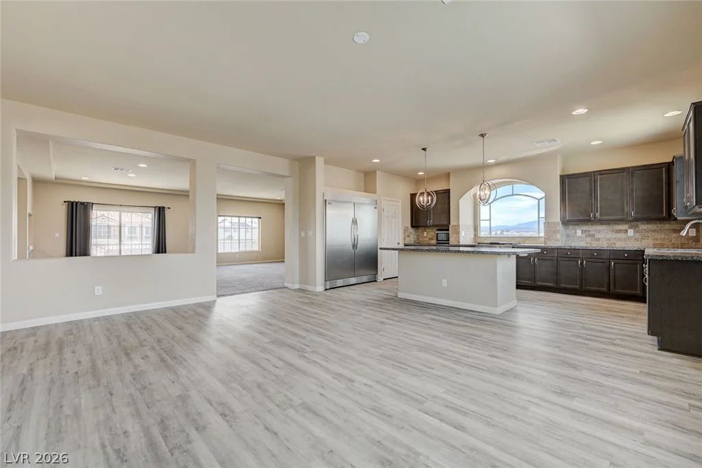 706 Eros, Las Vegas, NV 89183