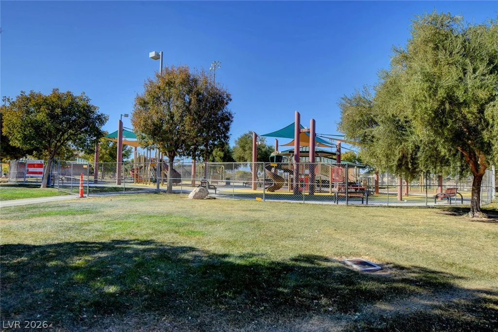 706 Eros, Las Vegas, NV 89183
