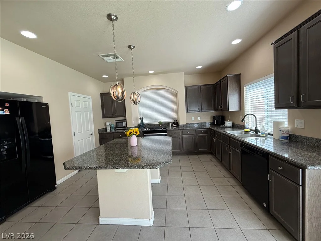 8173 Crimson Creek, Las Vegas, NV 89139