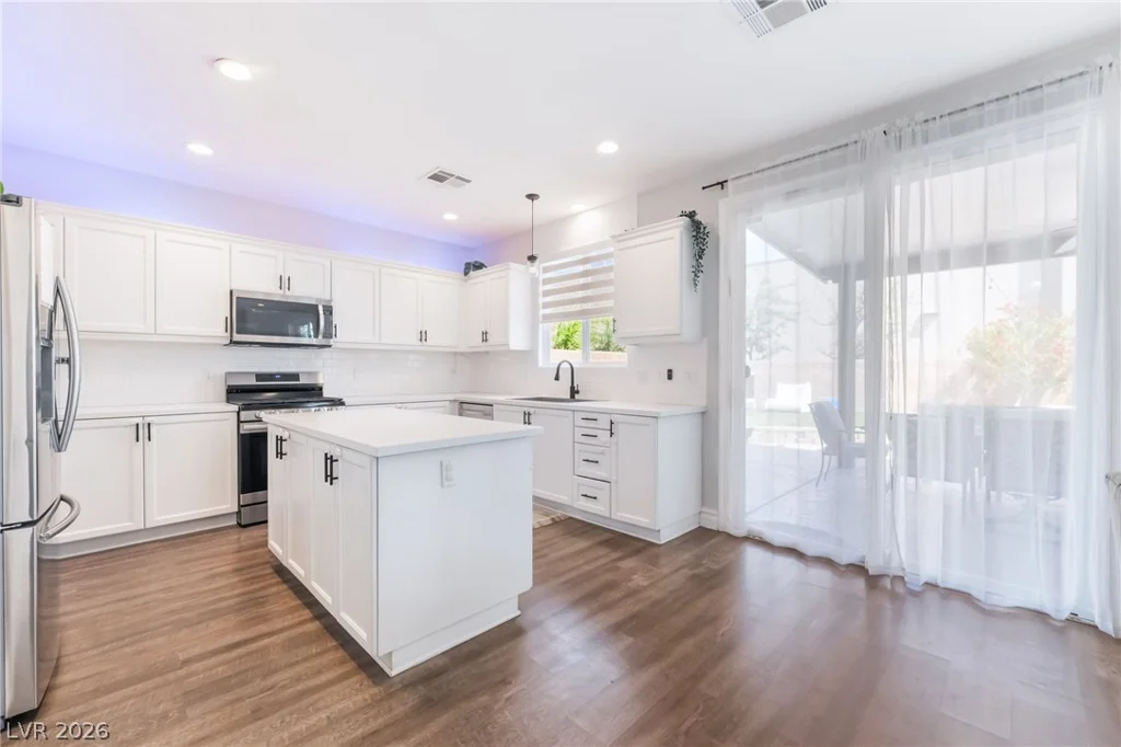 9762 Valmeyer, Las Vegas, NV 89148
