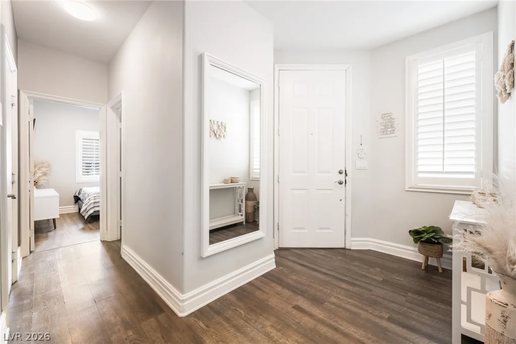 9762 Valmeyer, Las Vegas, NV 89148