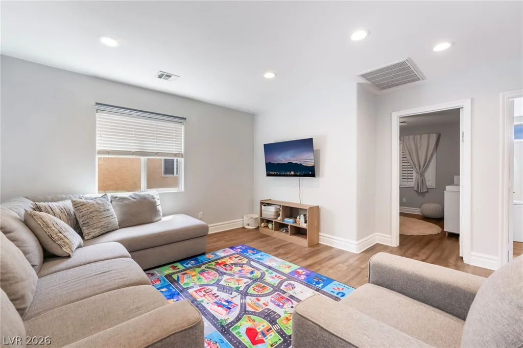 9762 Valmeyer, Las Vegas, NV 89148