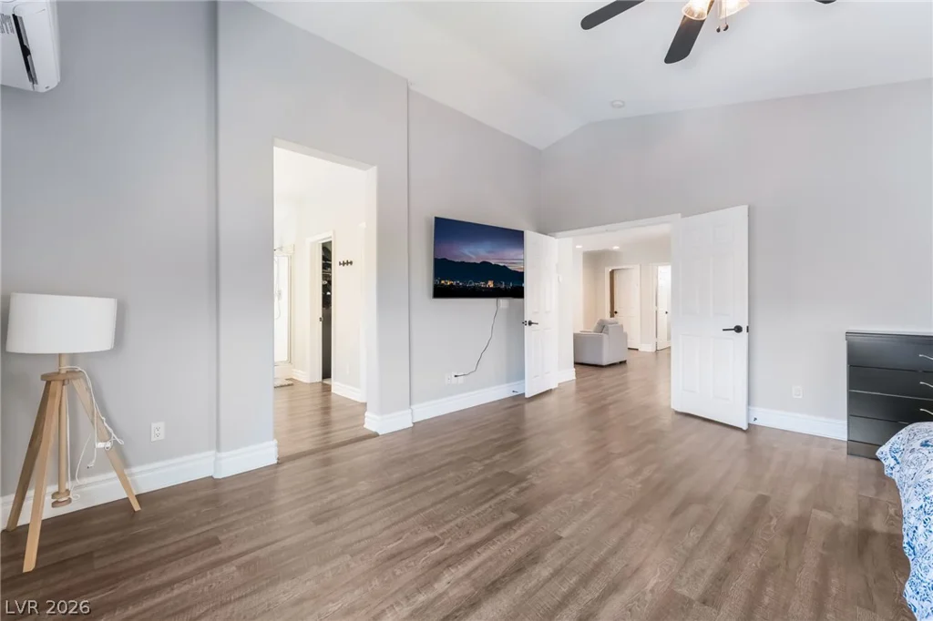 9762 Valmeyer, Las Vegas, NV 89148