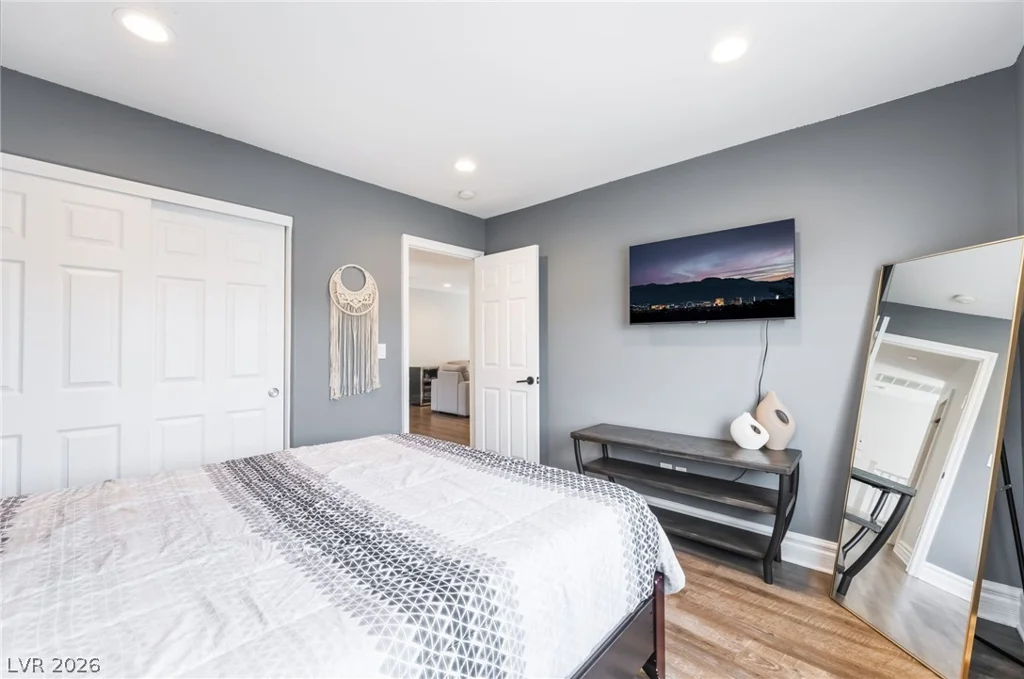9762 Valmeyer, Las Vegas, NV 89148