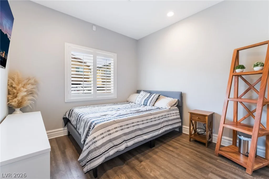 9762 Valmeyer, Las Vegas, NV 89148