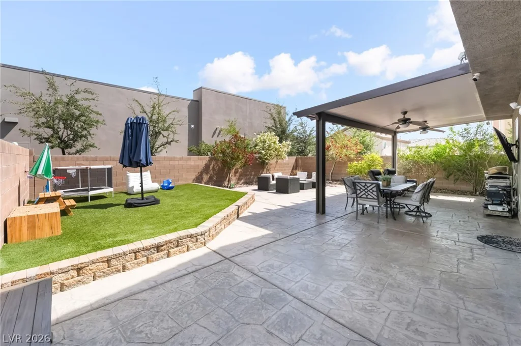 9762 Valmeyer, Las Vegas, NV 89148