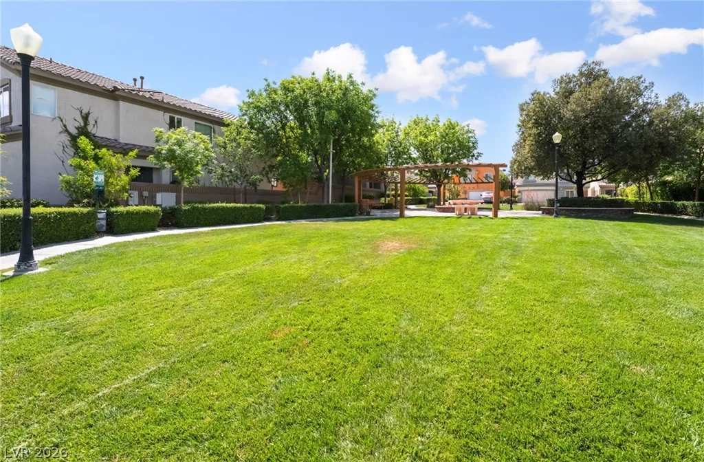 9762 Valmeyer, Las Vegas, NV 89148
