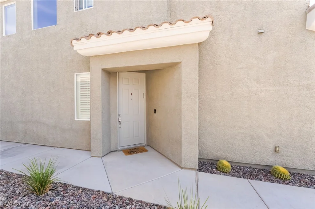 9762 Valmeyer, Las Vegas, NV 89148