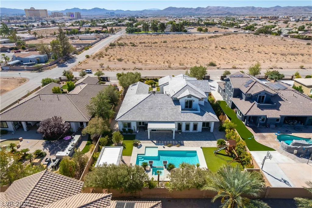 3458 Agate, Las Vegas, NV 89139